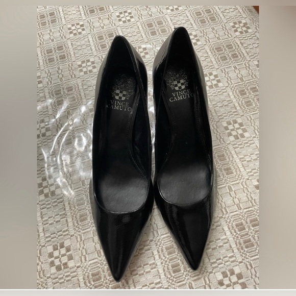 Vince Camuto - Padded Sariela Pointed Toe Stiletto
Slip On Pumps. - Picture 4 of 4